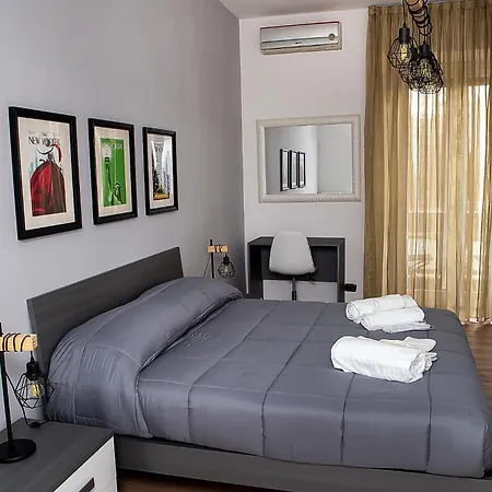 Apartament Ostiense 73